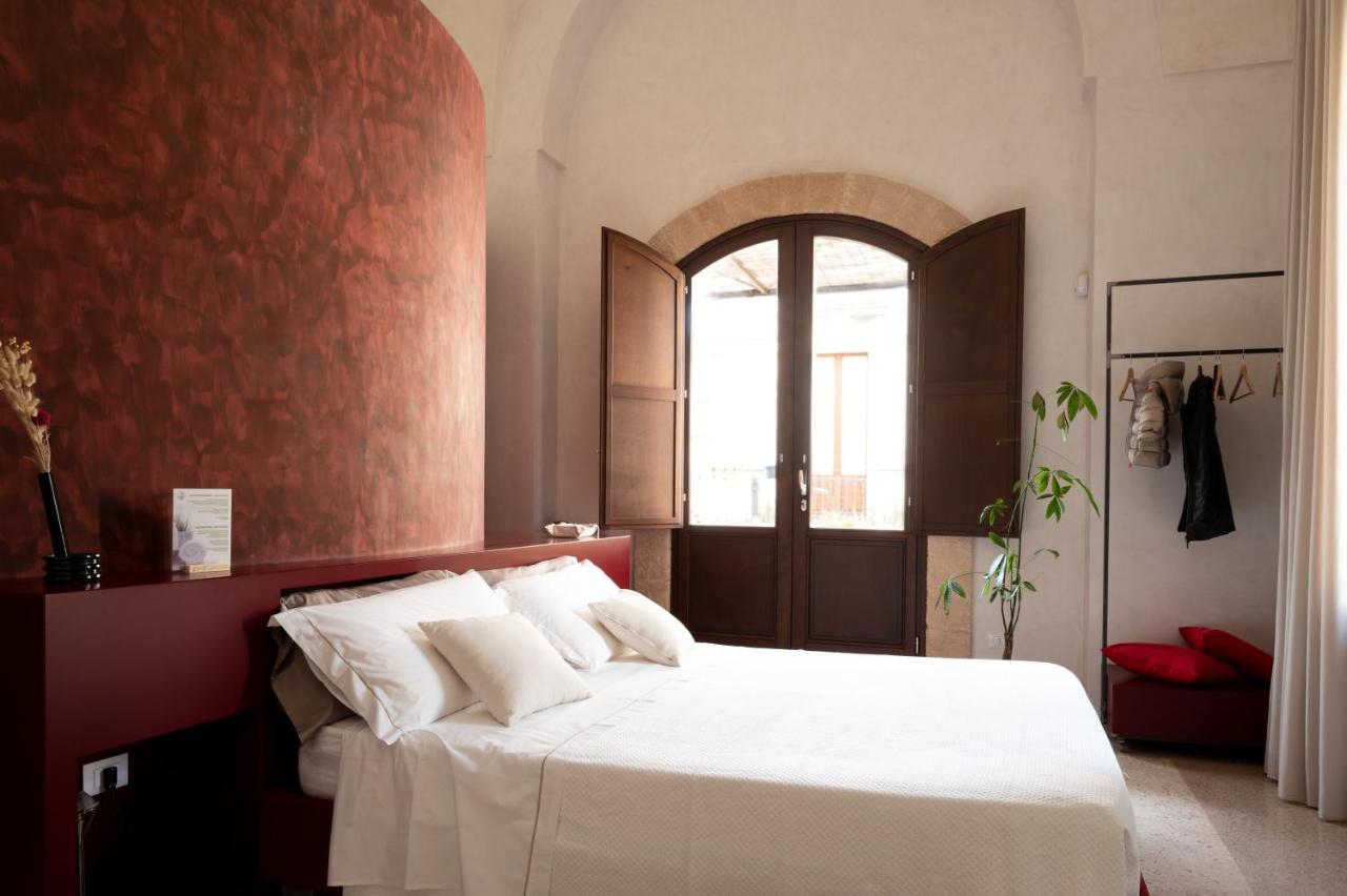 Palazzo Donna Titi Bed and Breakfast Nardò Exteriör bild